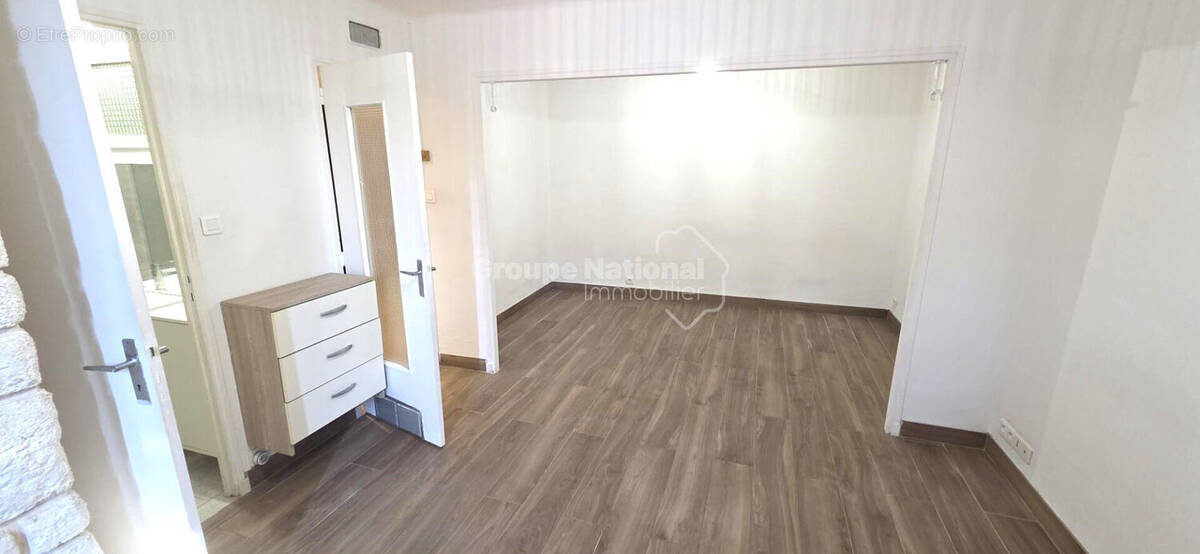Appartement à MARSEILLE-16E