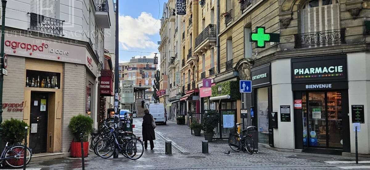 Appartement à COLOMBES