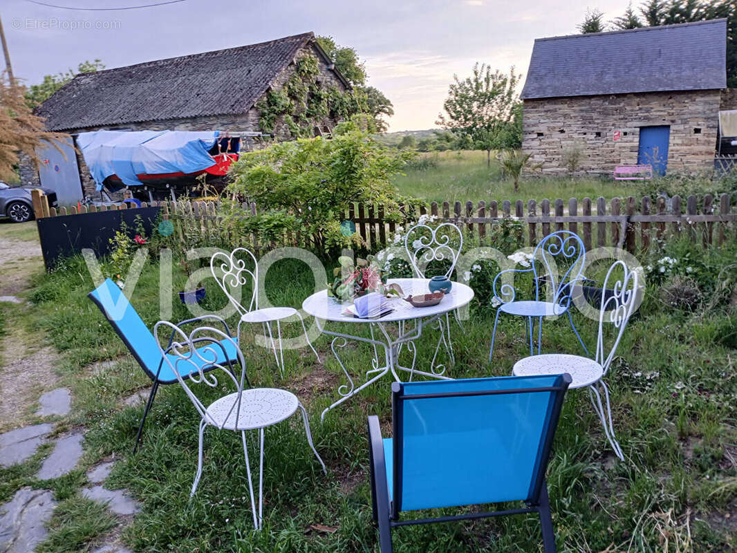 Maison à GRAND-AUVERNE