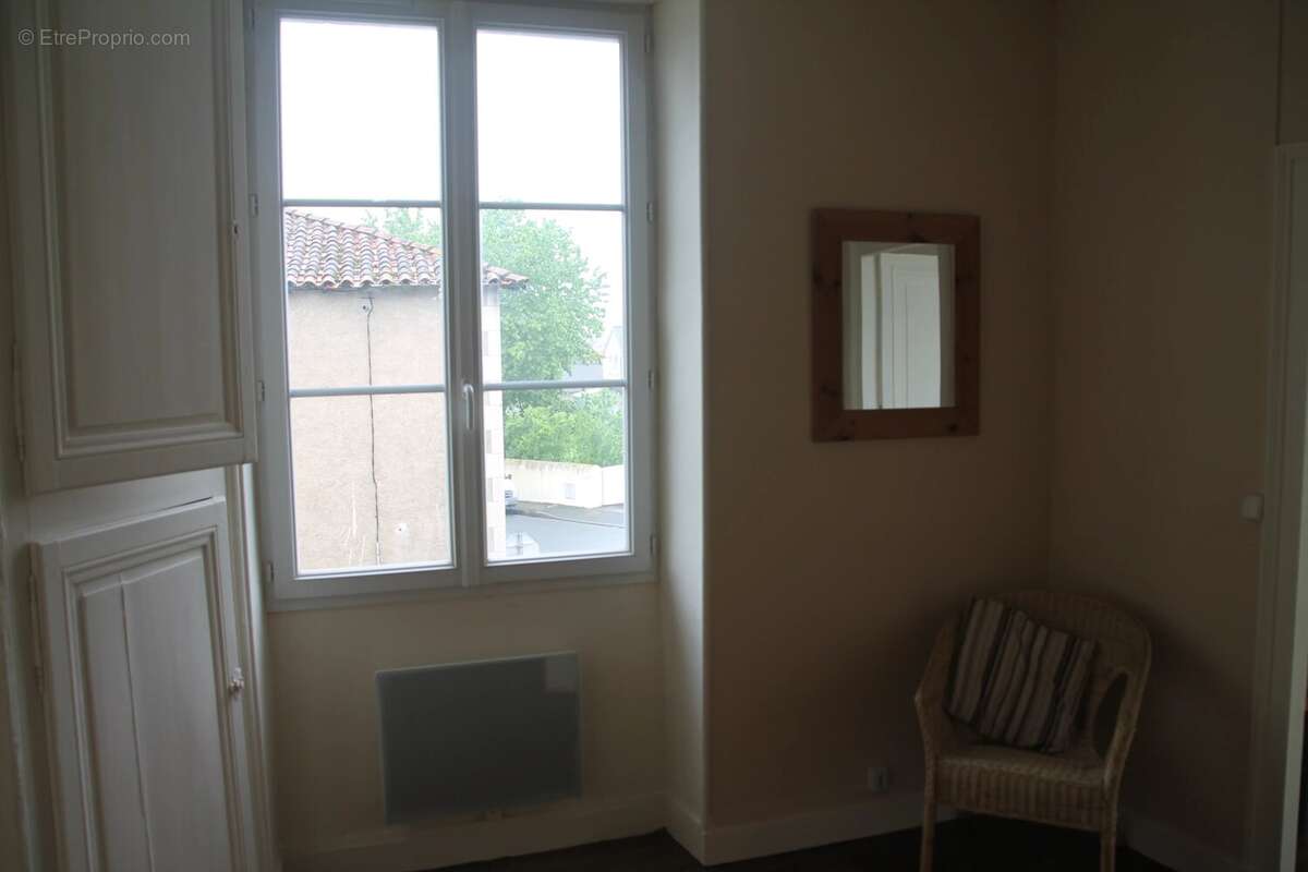 Excellente opportunité d'investissement : immeuble comprenant 3 petits appartements destinés à la location - photo 9