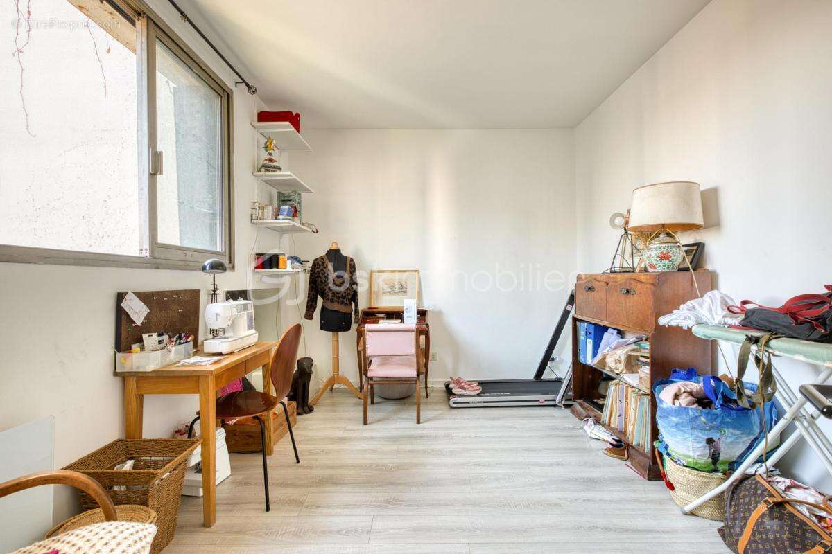 Maison de ville T5 (4 chambres) de 155 m2 - VILLA CHASSAGNOLLE - LES LILAS - photo 16