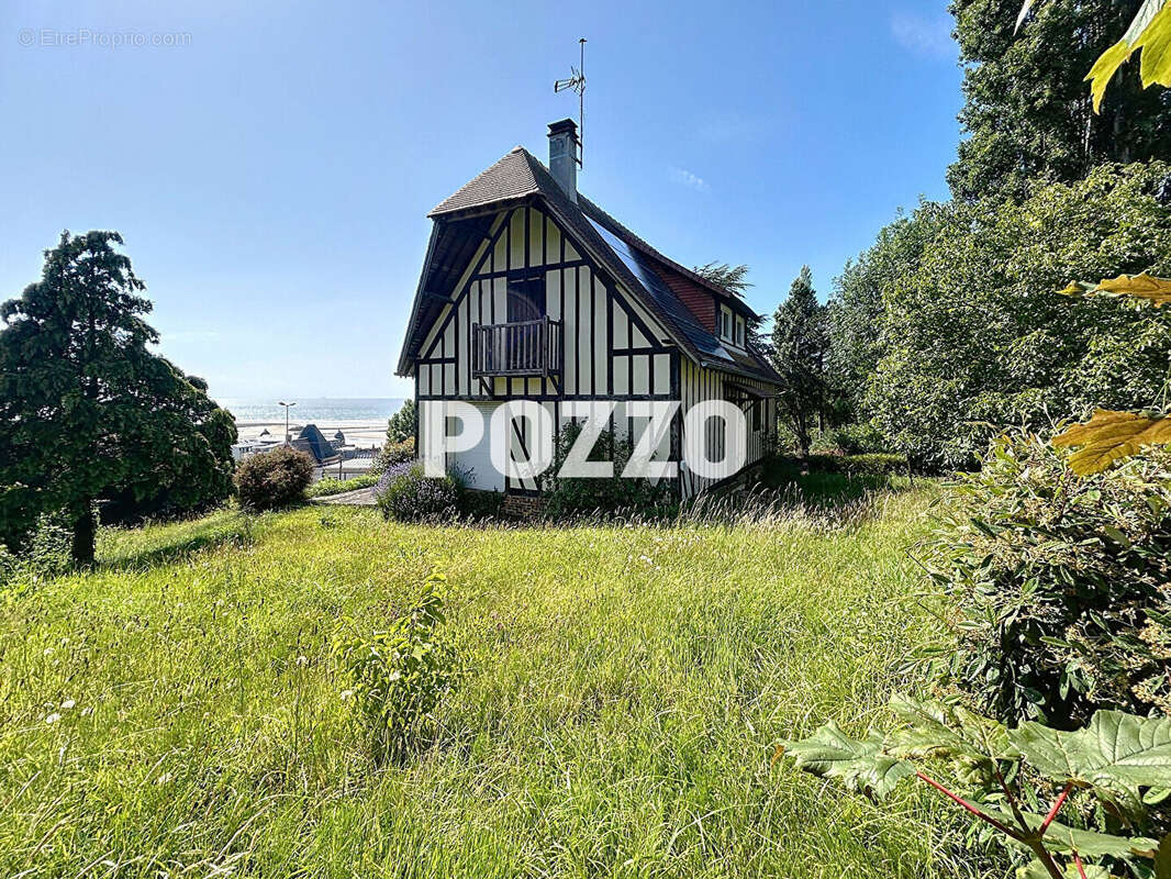 Maison à TROUVILLE-SUR-MER