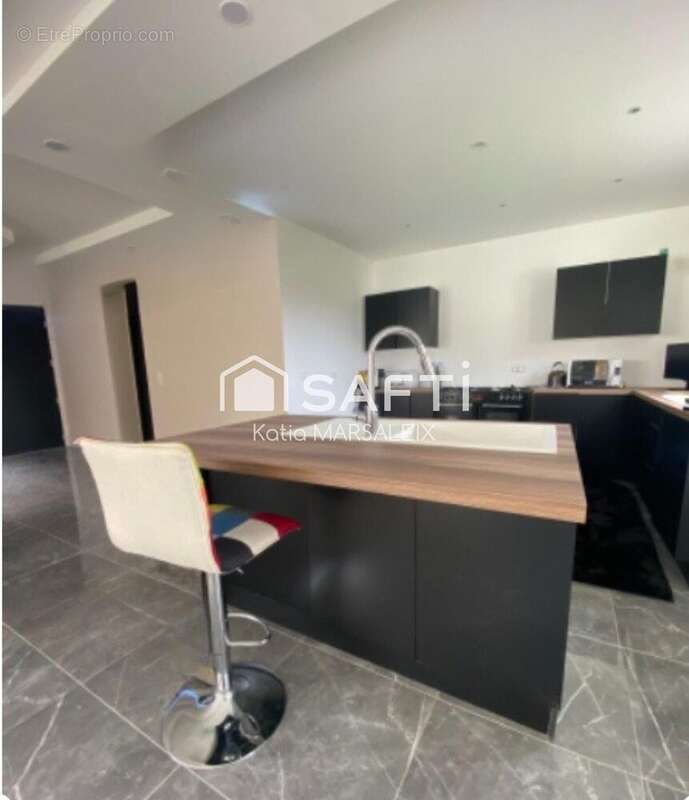 Photo 5 - Maison à SAINT-DENIS-DE-JOUHET