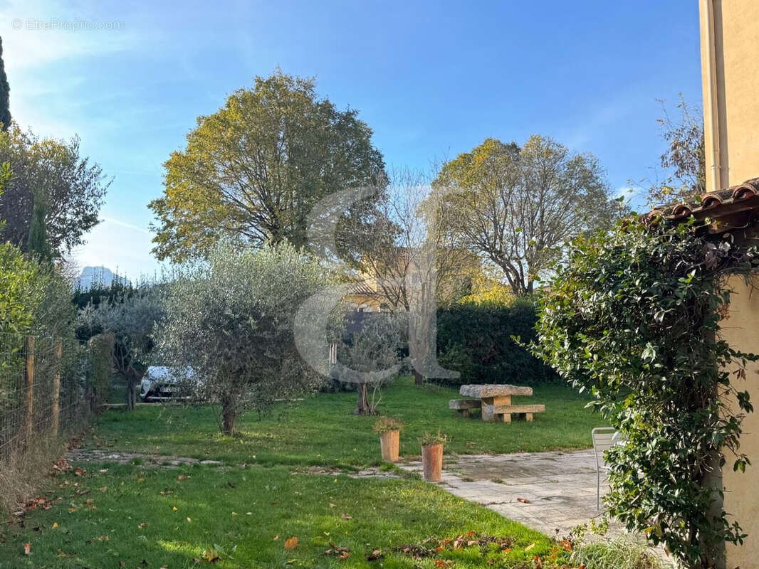 Maison à SAINT-REMY-DE-PROVENCE
