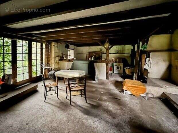 Maison à SAINT-ASTIER