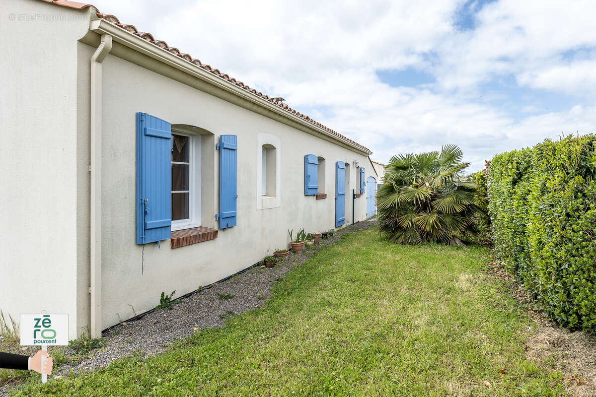 Maison à ANGLES