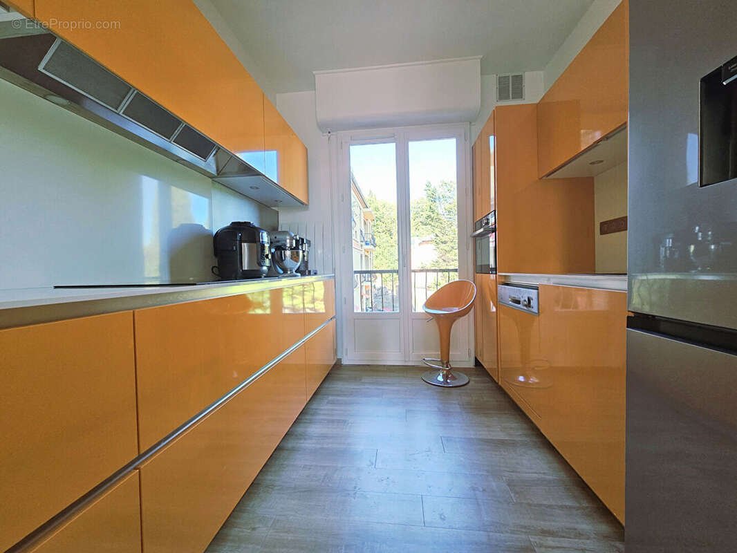 Appartement à AIX-EN-PROVENCE