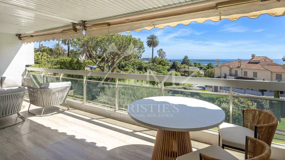 Appartement à CANNES