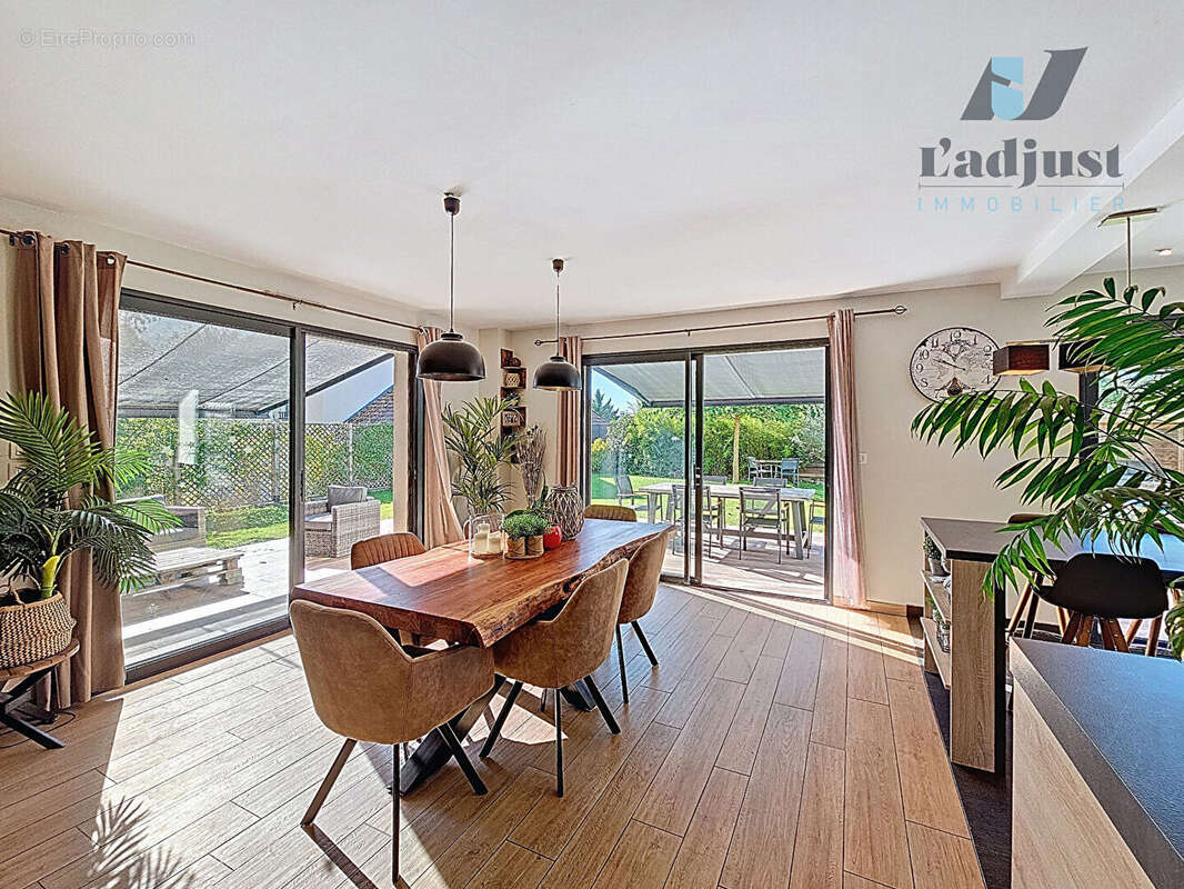 Maison à VULAINES-SUR-SEINE