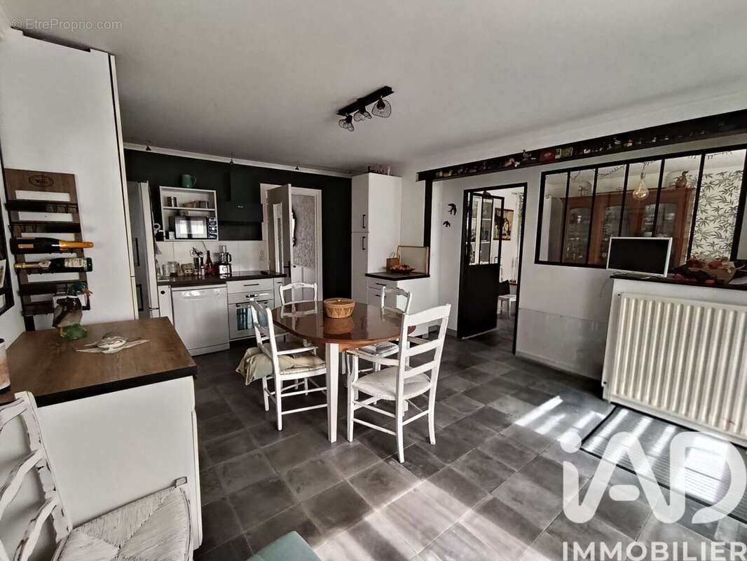 Photo 2 - Maison à SAINTE-PAZANNE