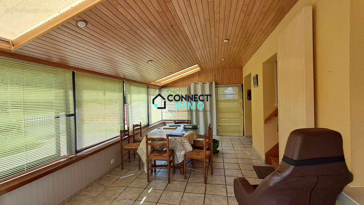 Maison 110 m² à Langonnet  - photo 2