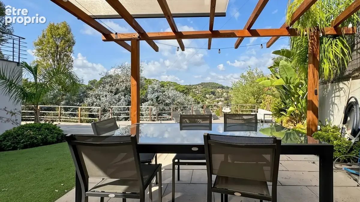 À Vendre Villa contemporaine super Cannes piscine au calme absolu - photo 9