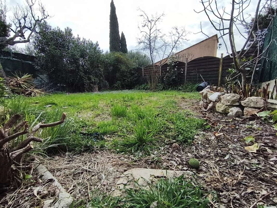 Maison à PEYMEINADE