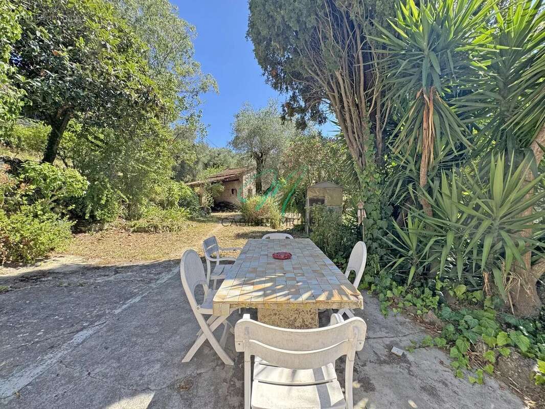 Maison à MOUANS-SARTOUX