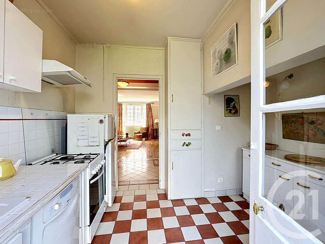 Appartement à FONTAINEBLEAU