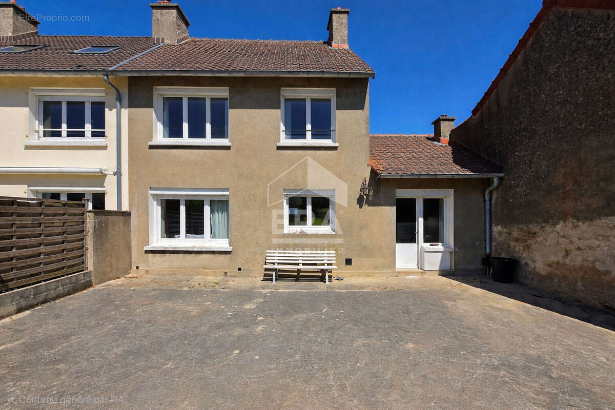 Maison à SAINT-MARTIN-BOULOGNE