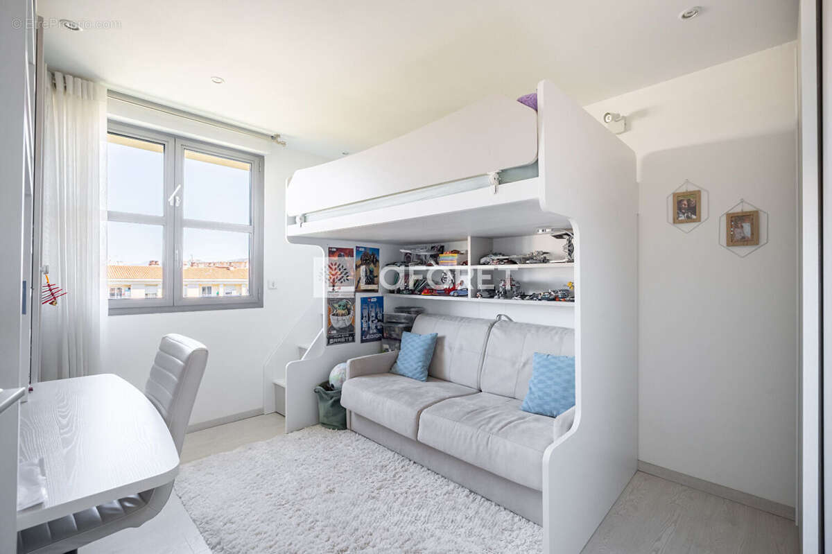Appartement à MARSEILLE-8E