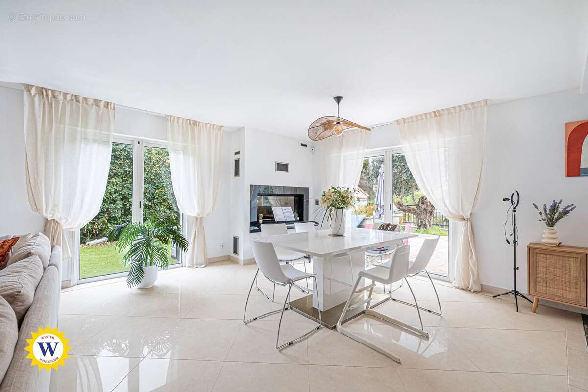 Maison à CAGNES-SUR-MER