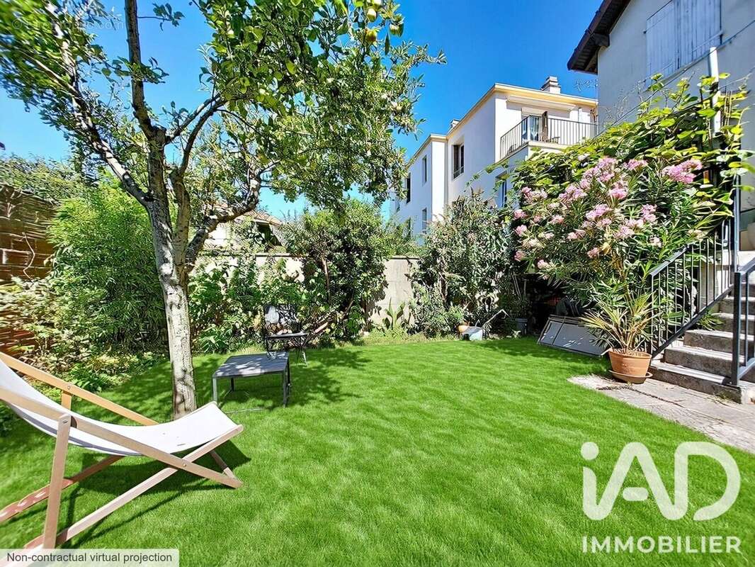 Maison 100 m² à Velizy-Villacoublay  - photo 2