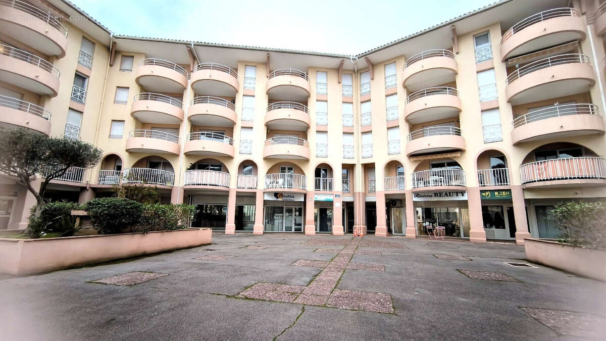 Appartement à FREJUS