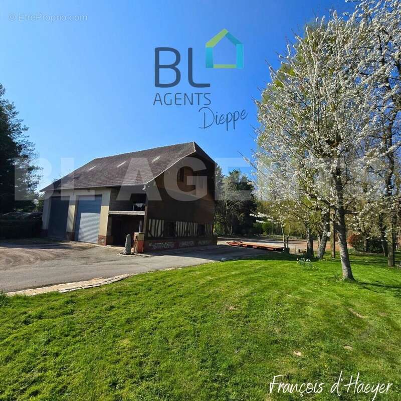 Brunet  (1000 x 774 px) (252 x 252 px) (180 x 180 px)_20250410_212419_0000 - Maison à ENVERMEU