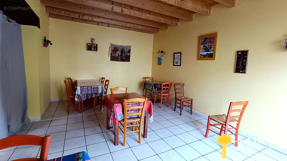 Appartement à SAINT-GENIS-DE-SAINTONGE