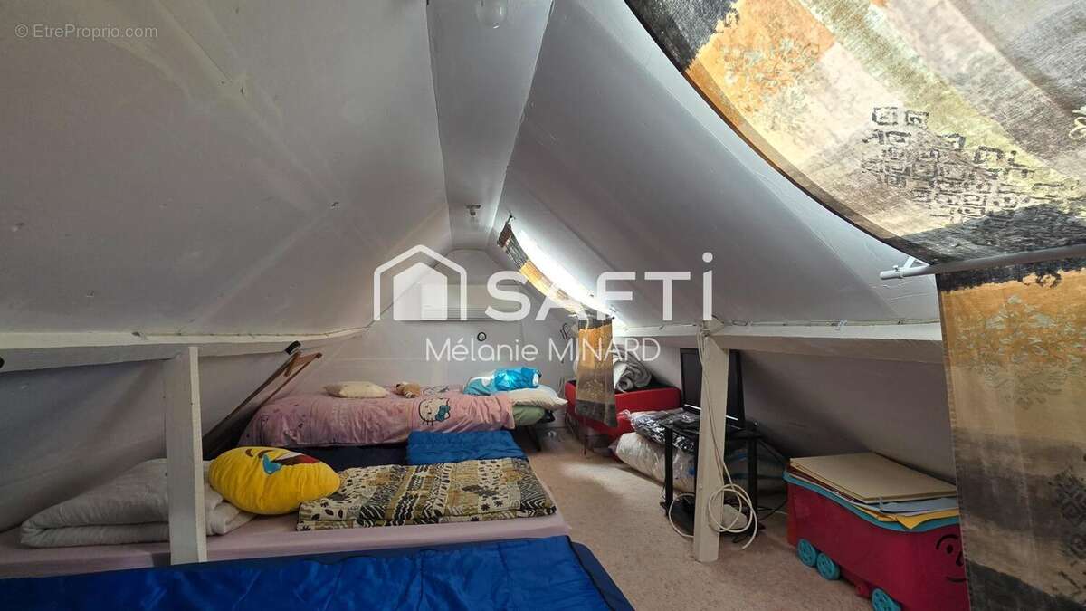 Photo 7