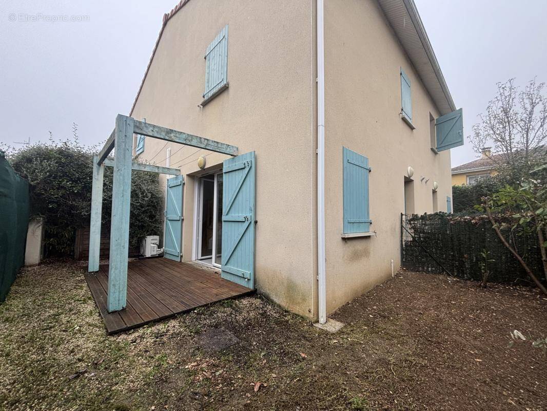 Appartement à GAGNAC-SUR-GARONNE