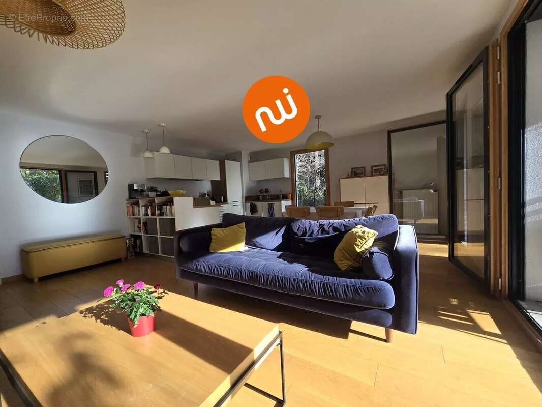 Appartement à TASSIN-LA-DEMI-LUNE