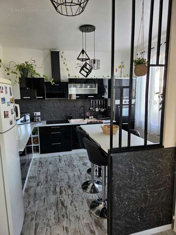 Maison à BELLERIVE-SUR-ALLIER