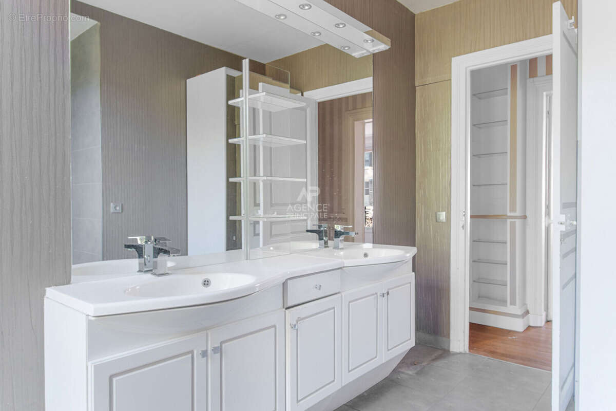 Appartement à SAINT-GERMAIN-EN-LAYE