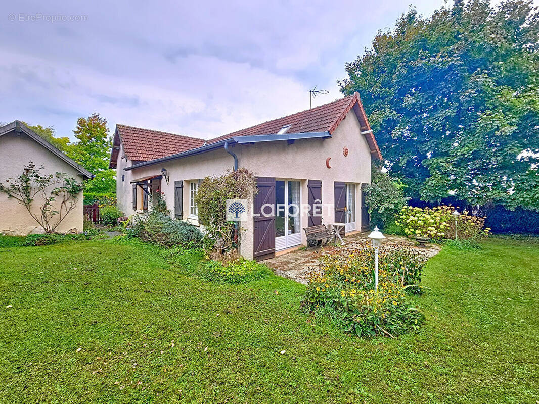 Maison à AMIGNY-ROUY