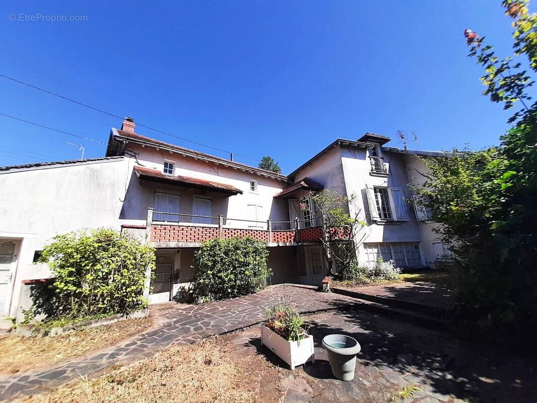 Maison à BEAUMONT