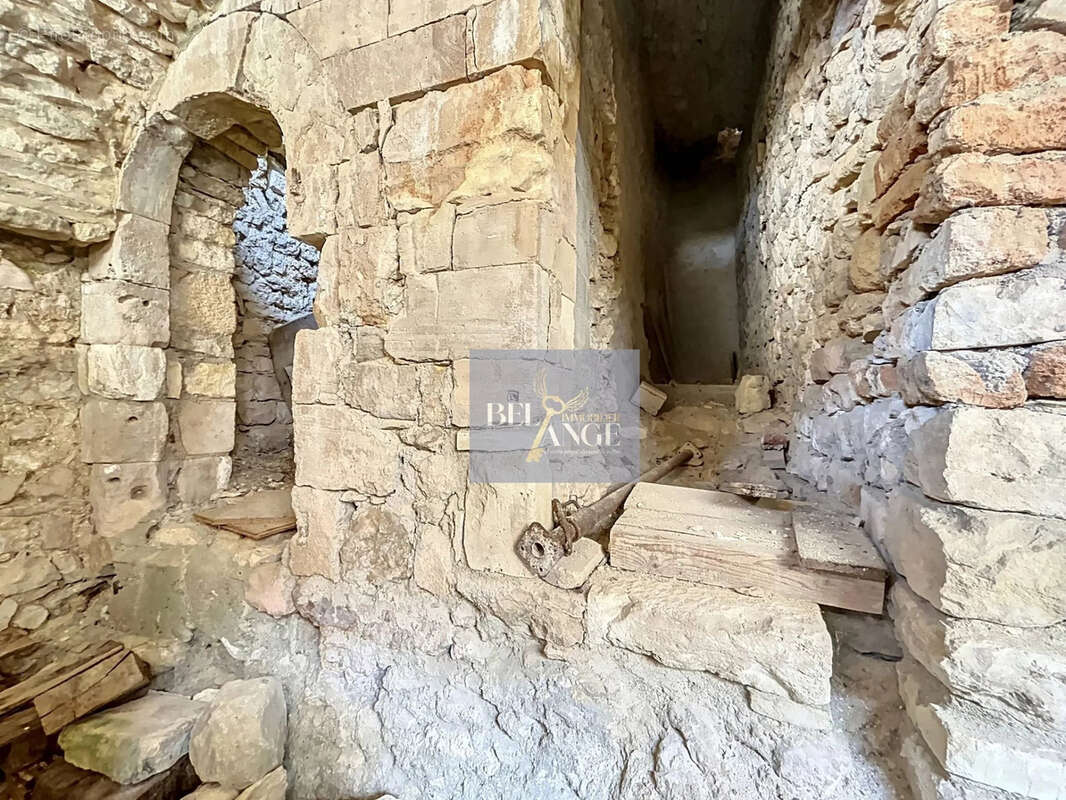 Maison à LABASTIDE-DE-VIRAC