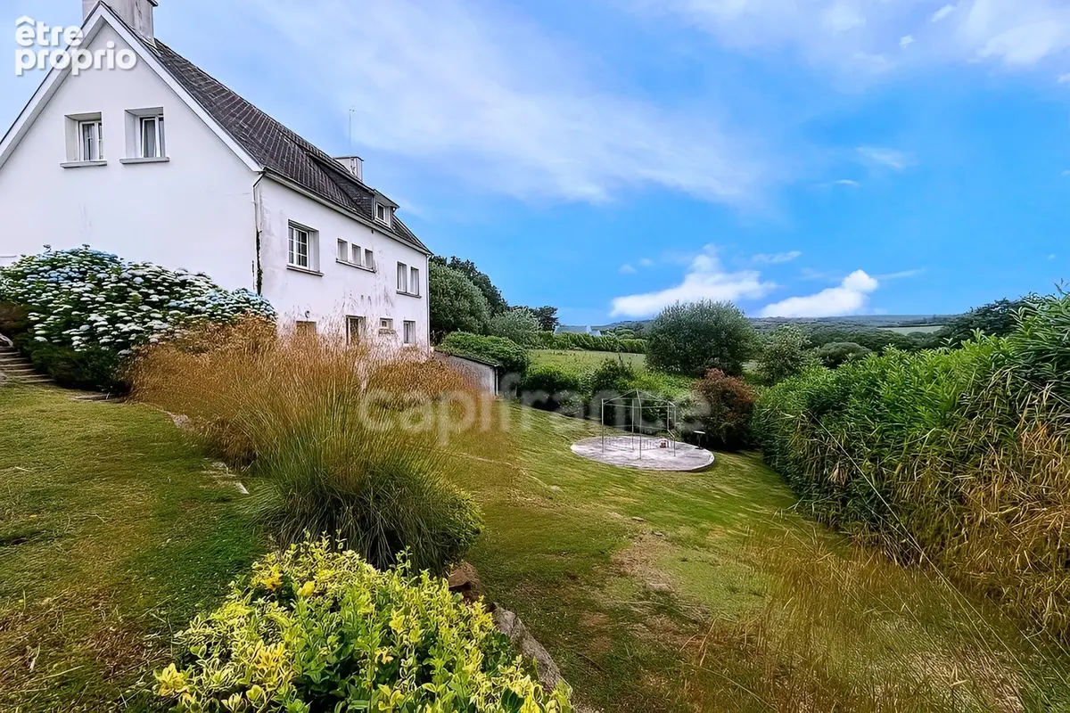 LE JUCH(29) Maison néo-bretonne de 148m² sur un terrain de 1000m², 4 chambres, garage, sous-sol - photo 14