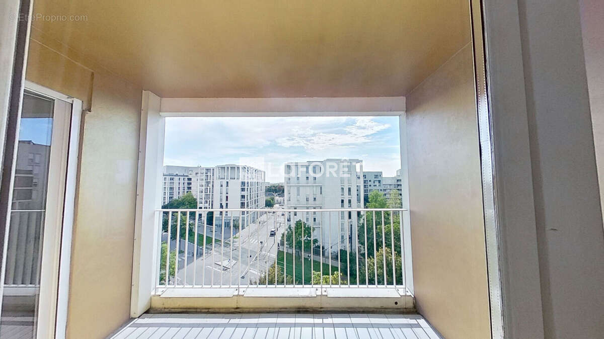 Appartement à LYON-8E