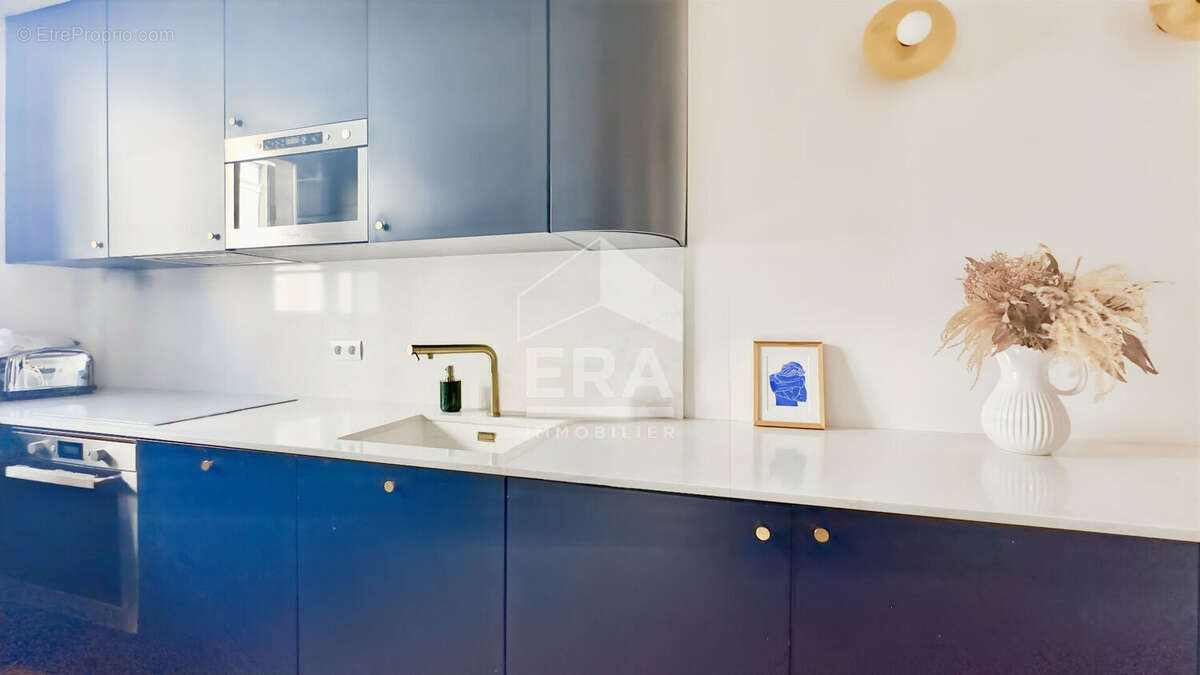 Appartement à PARIS-19E