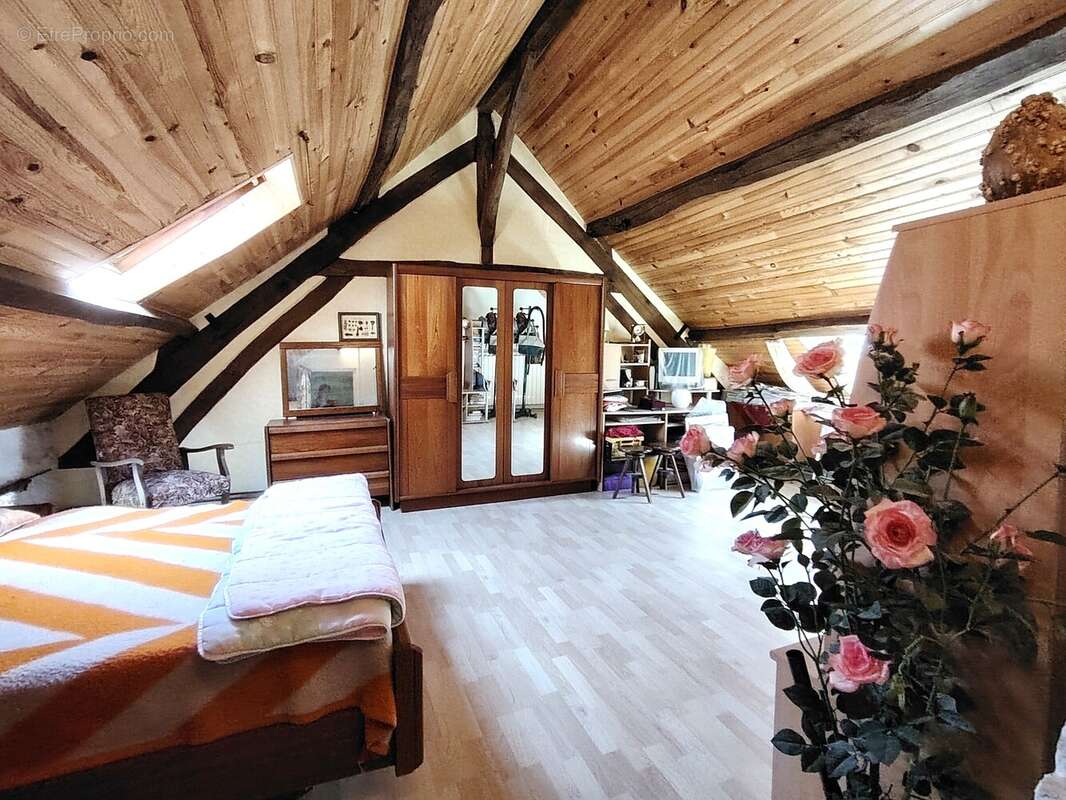 Maison à LA CHAPELLE-BALOUE