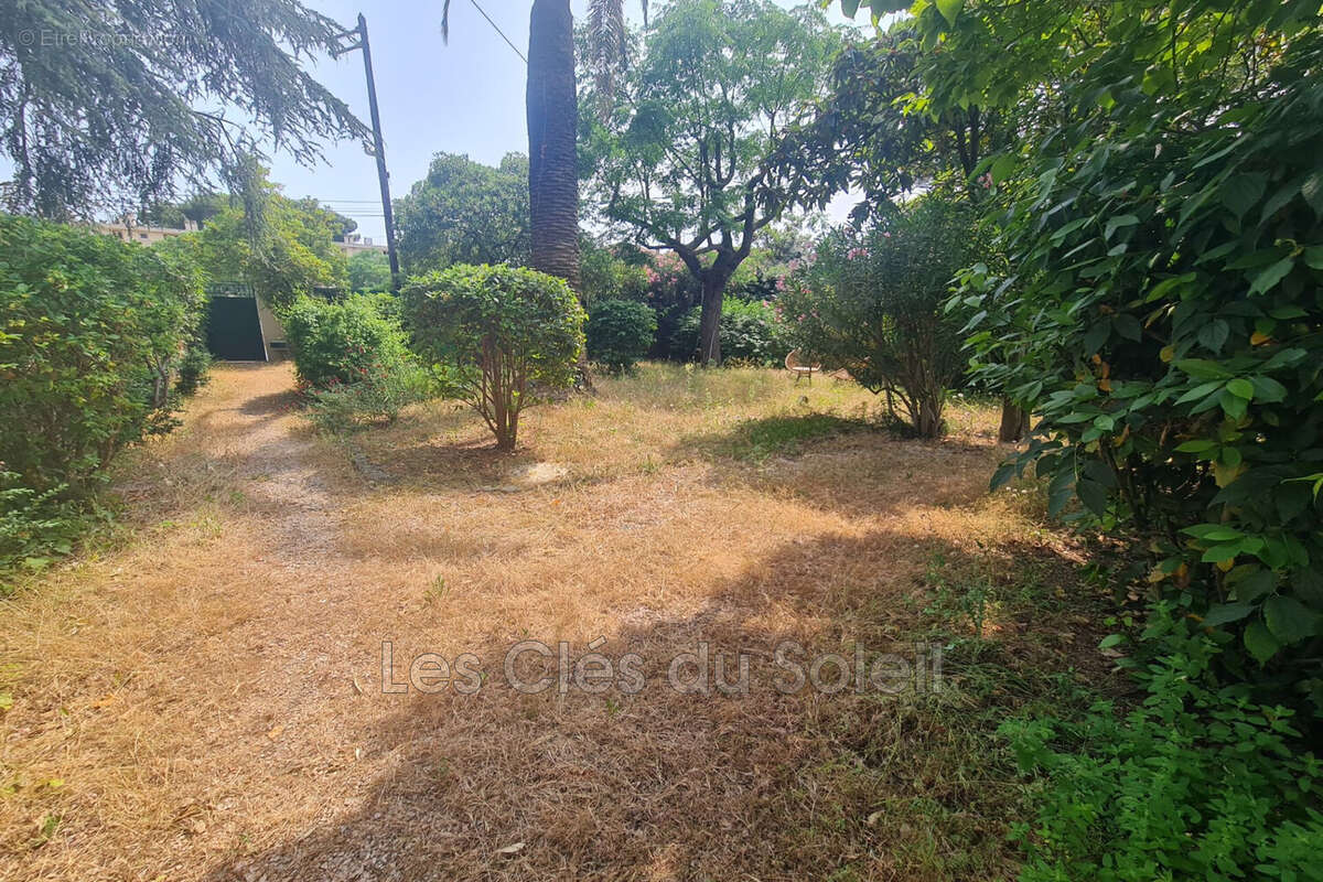 Maison 180 m² à Toulon  - photo 2