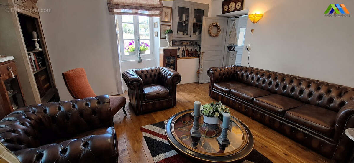 Maison 130 m² à Mirande  - photo 4