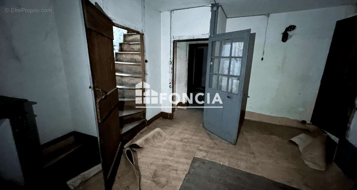 Maison à ROQUECOURBE