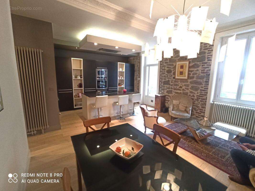 Appartement à SAINT-ETIENNE