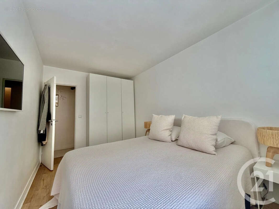 Appartement à CLICHY
