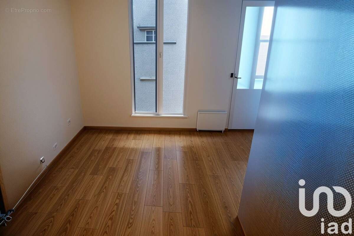 Photo 2 - Appartement à AUBERVILLIERS