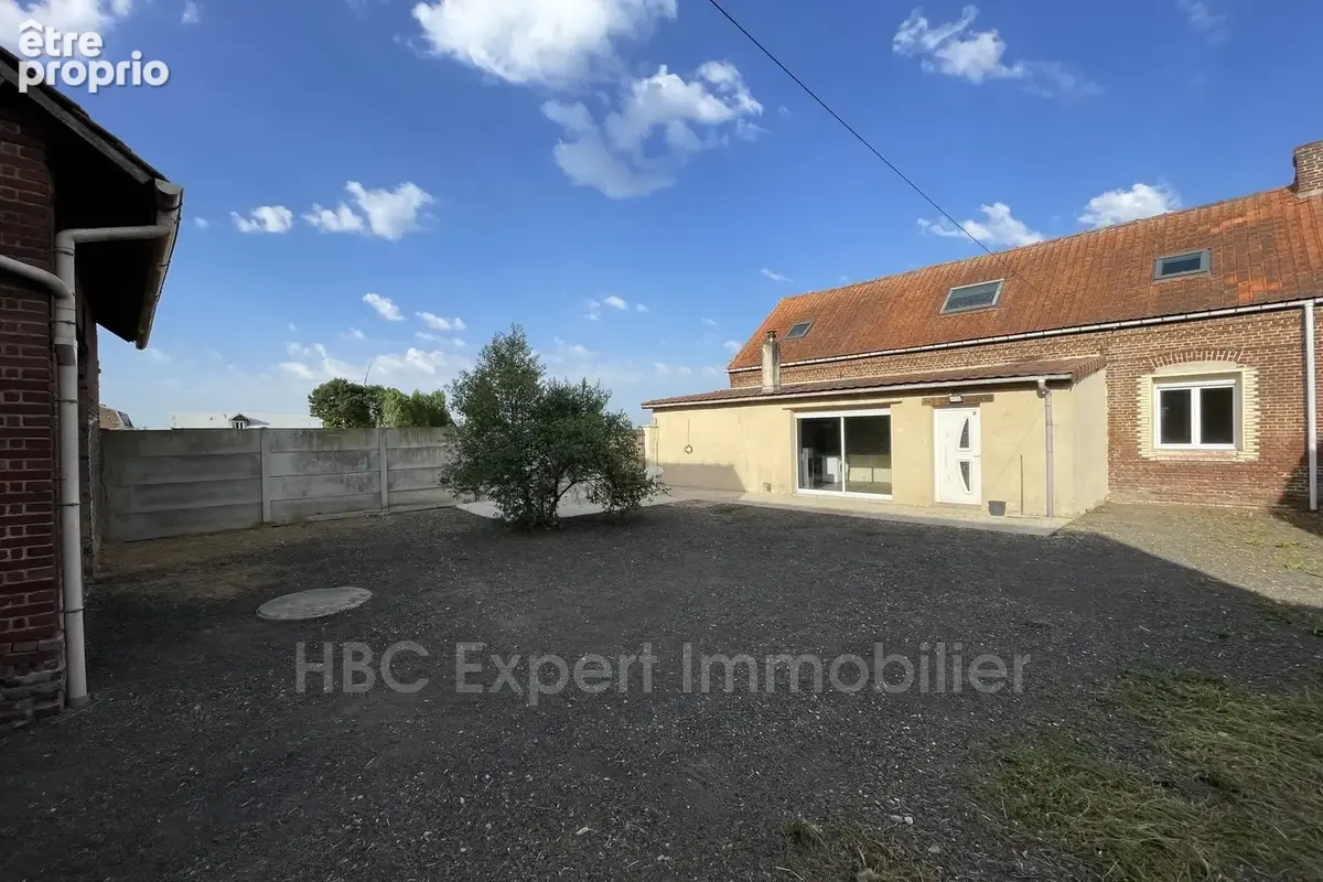 Maison 4 pièces 138 m² à vendre à Hattencourt (80700) - photo 4
