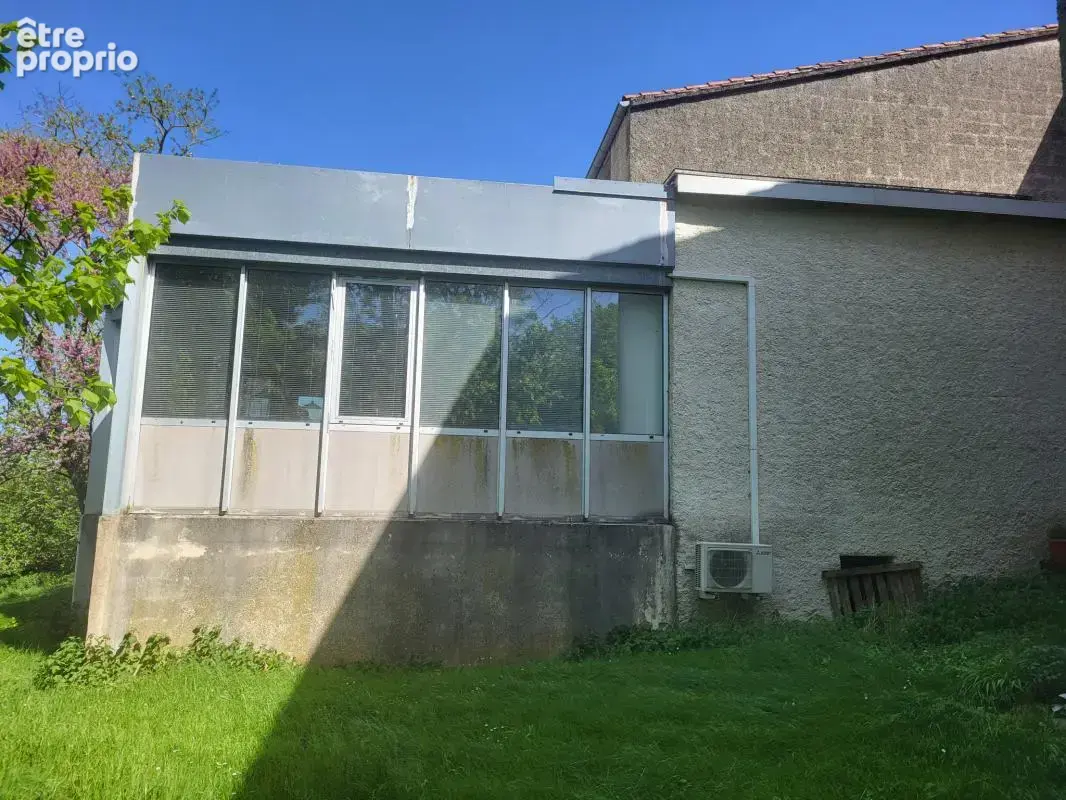 À vendre    ancien château réhabilité    parc +4 hectares - photo 5