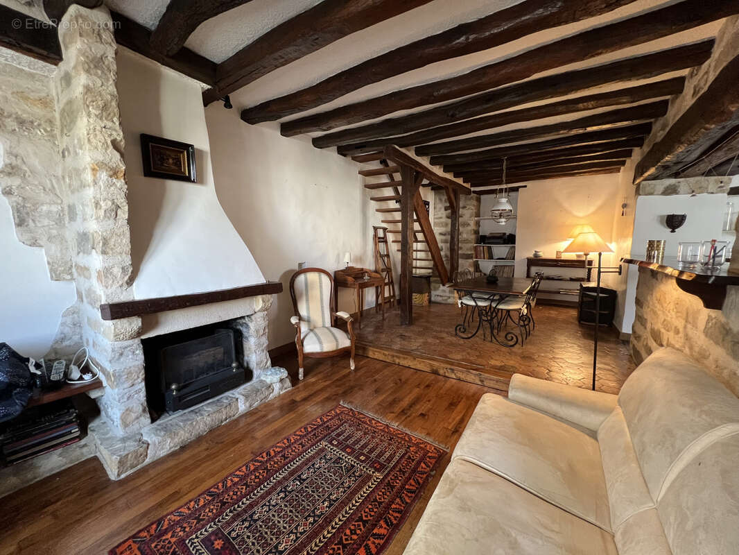 Maison à SAMOIS-SUR-SEINE