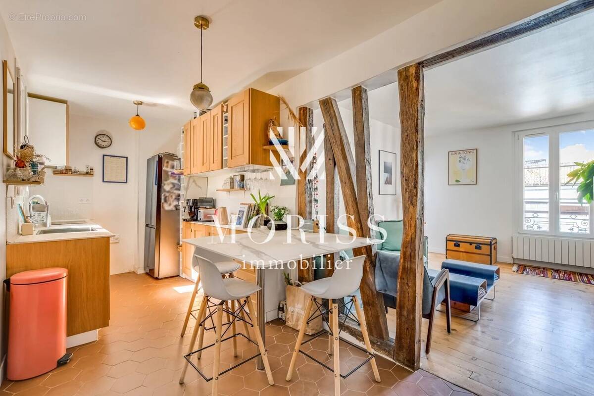 Appartement à PARIS-18E