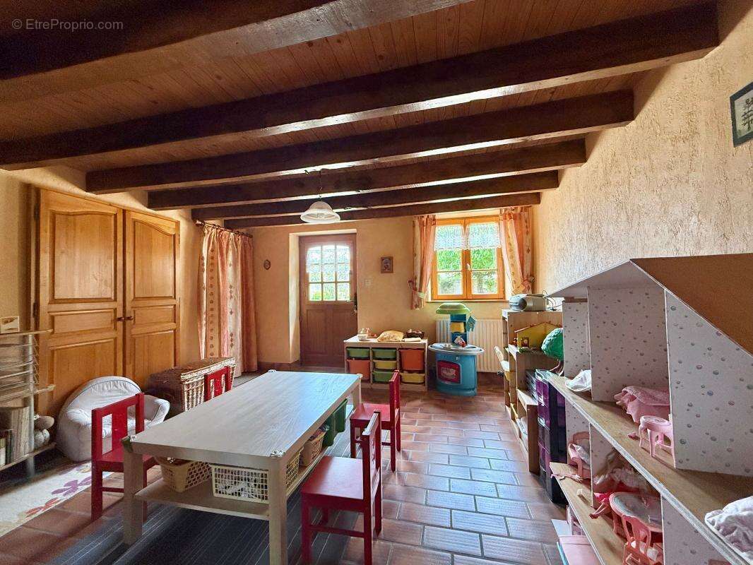 Maison à BESSEY-LES-CITEAUX