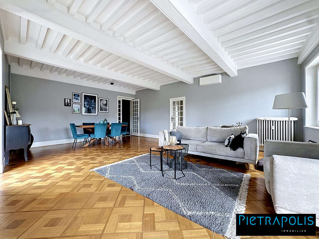 Appartement 152 m² à Pierre-Benite  - photo 3